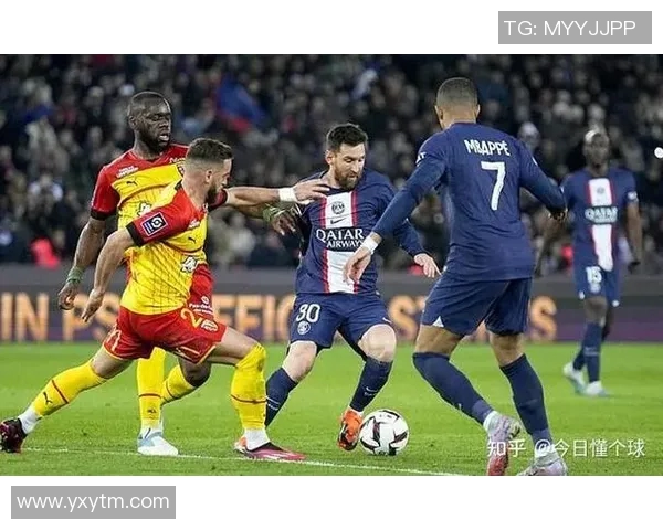 姆巴佩梅西携手打造巴黎圣日耳曼无敌锋线的传奇之路